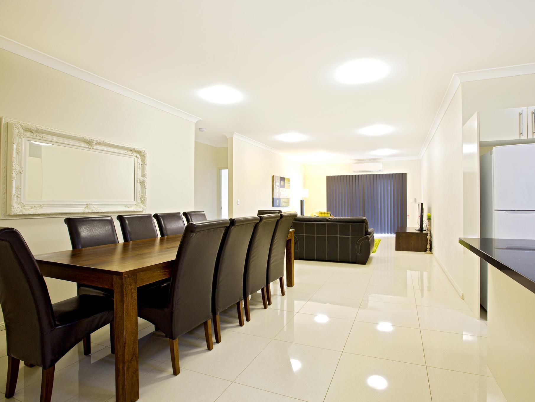 Astina Serviced Apartments - Central Penrith Extérieur photo